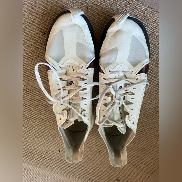 Nike Zoom Gravity - Picture 2 of 3